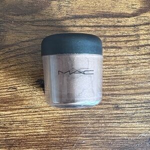 MAC Pigment- TEA TIME